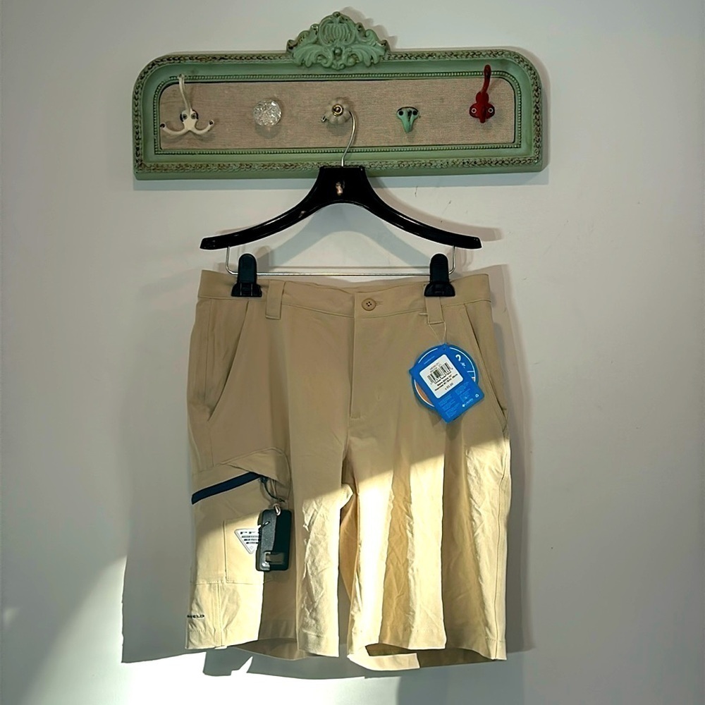 Columbia PFG Terminal Tackle Shorts for Men size 30 tan cream new w tags